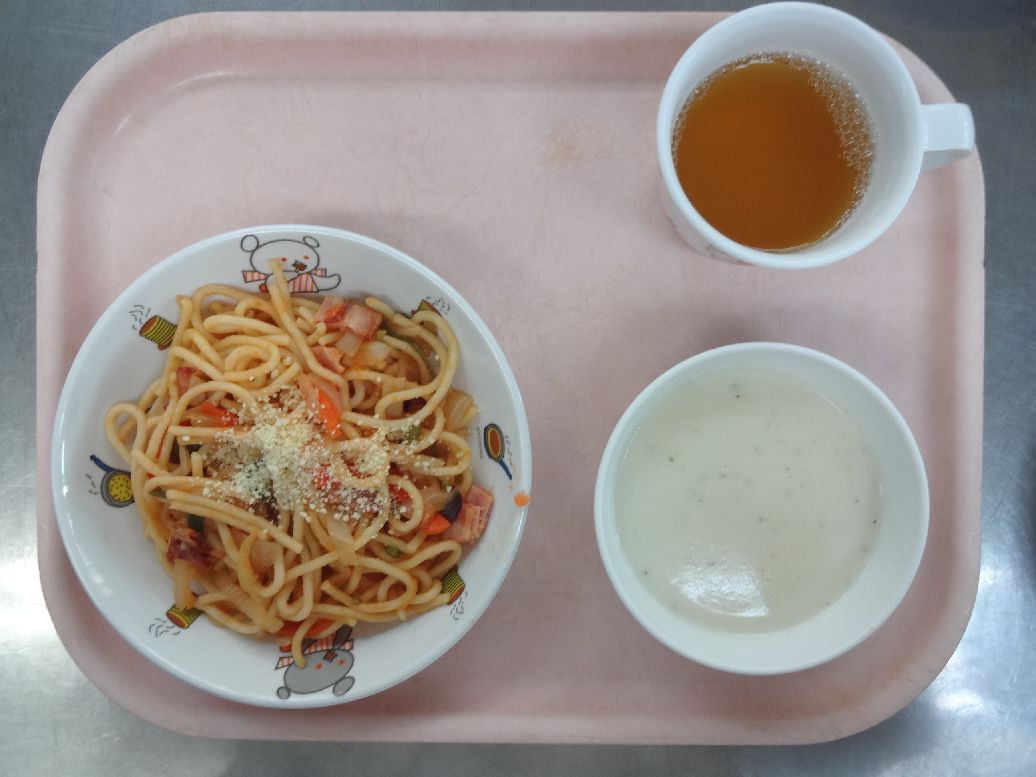 こども園の給食「<span>イタリアンスパゲティ じゃが芋のポタージュ 7日 七草がゆ 21日 鶏ぞうすい</span>」