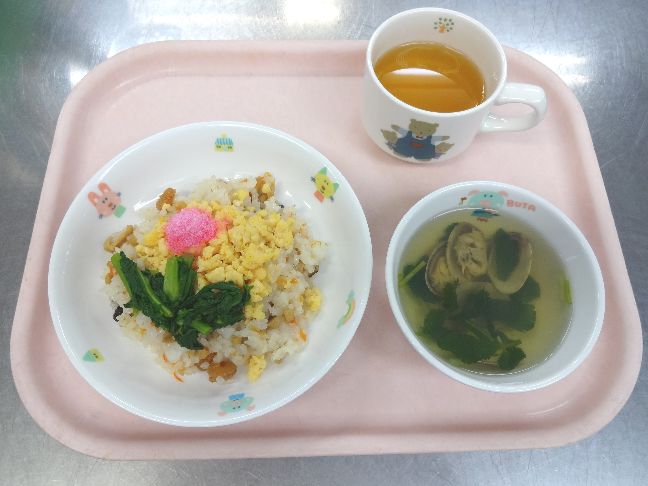 こども園の給食「<span>菜の花寿司　貝汁</span>」
